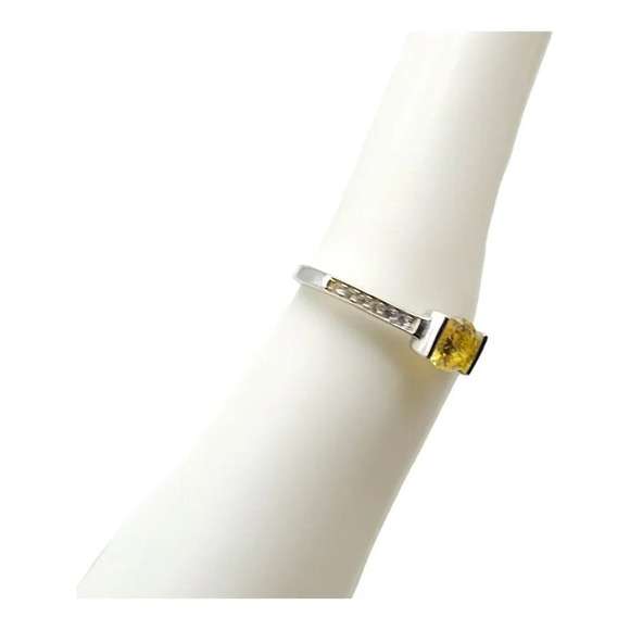 925 Sterling Silver Yellow Glass Solitaire Style Ring Faceted Size 6 - Picture 4 of 6